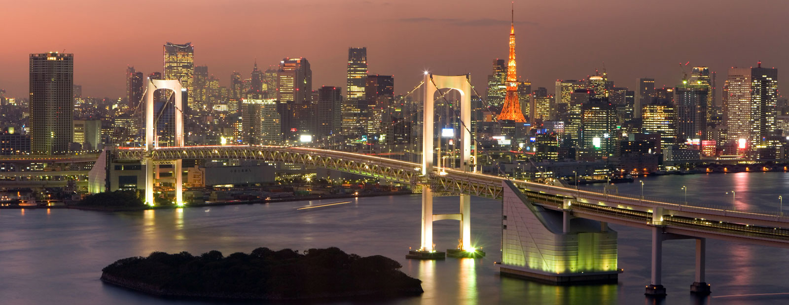 Regnbågsbron och Tokyo skyline