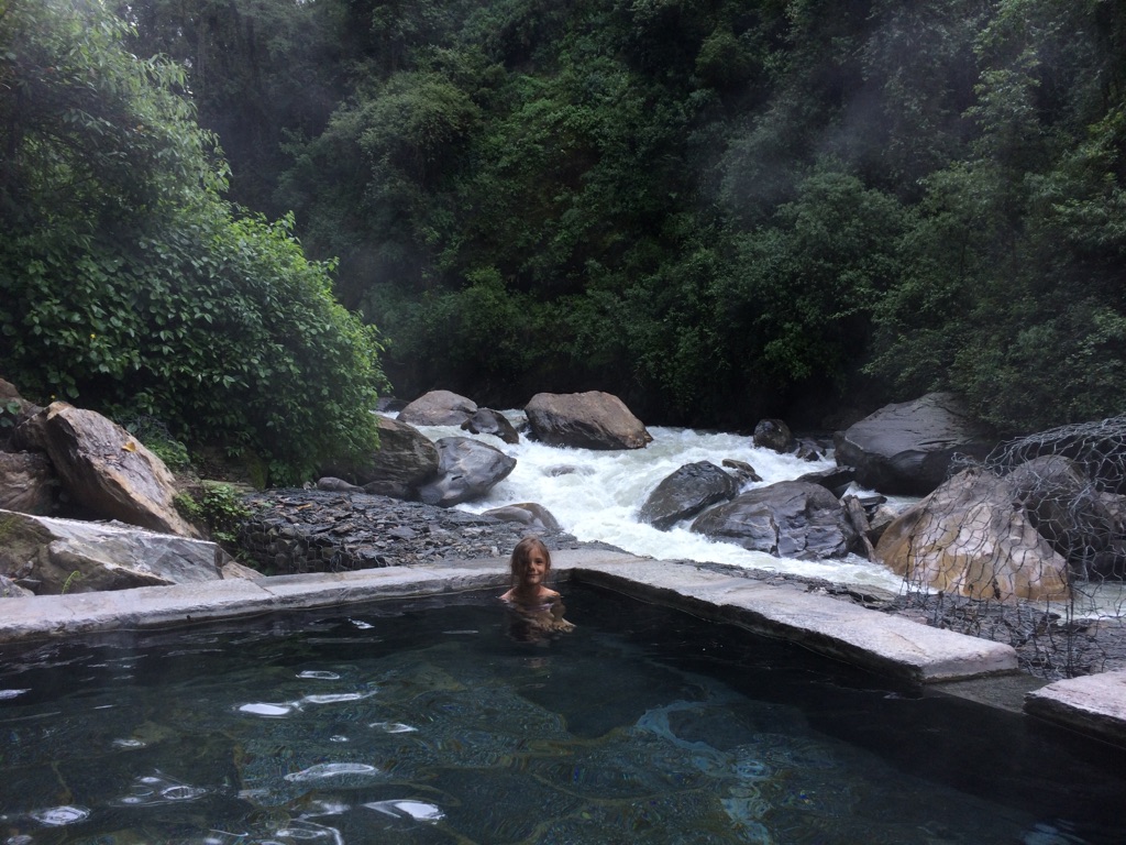 Flicka i heta källor