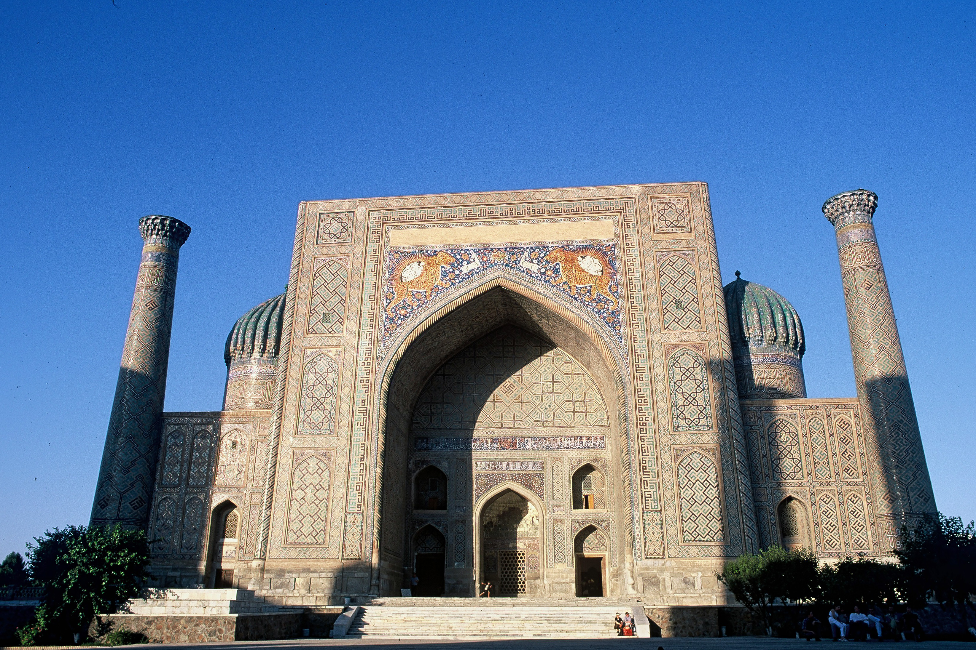 Sherdor medresse Samarkand