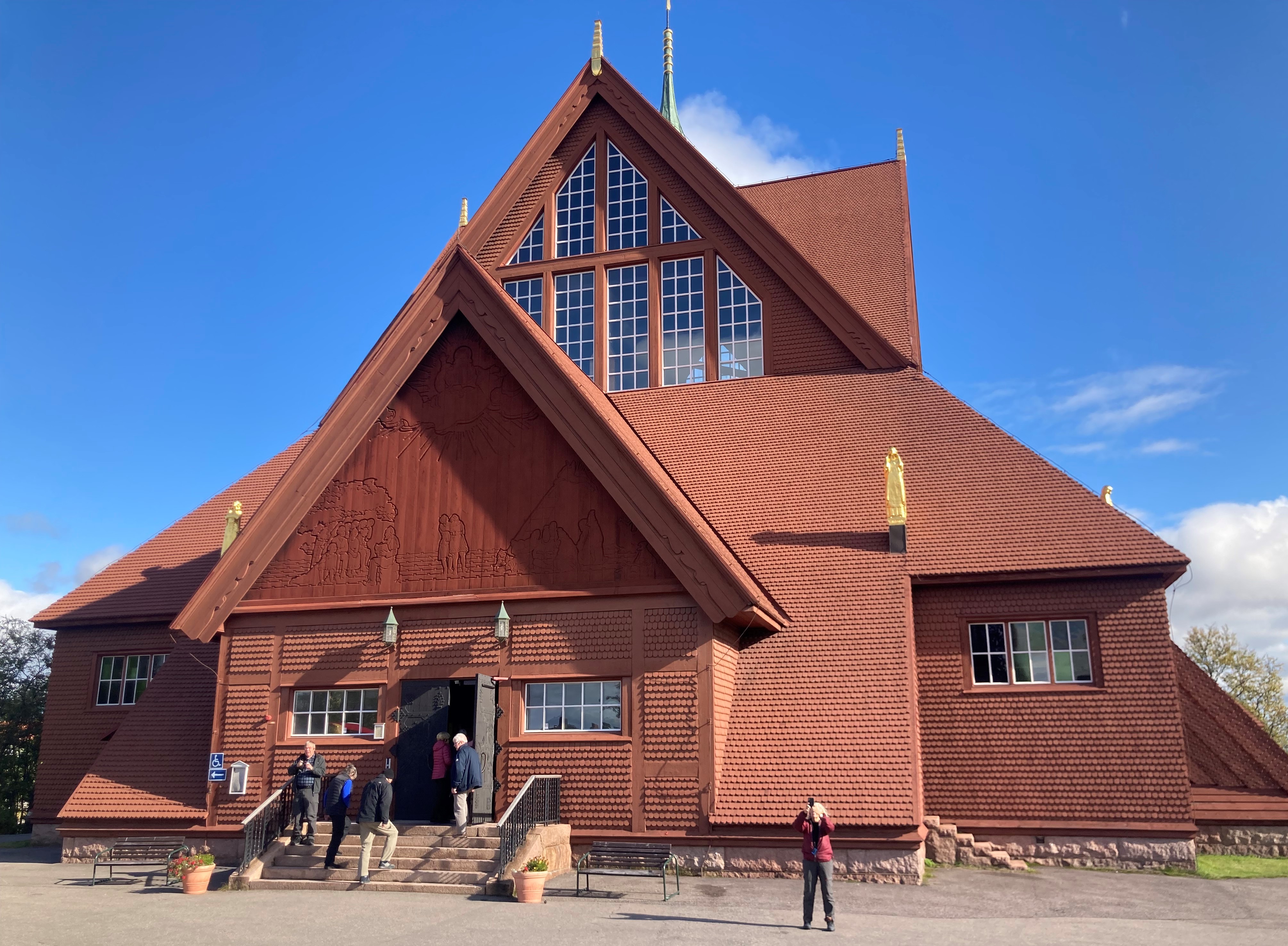 På bilden ser vi Kiruna Kyrka som ska flytta till nya centrum år 2025