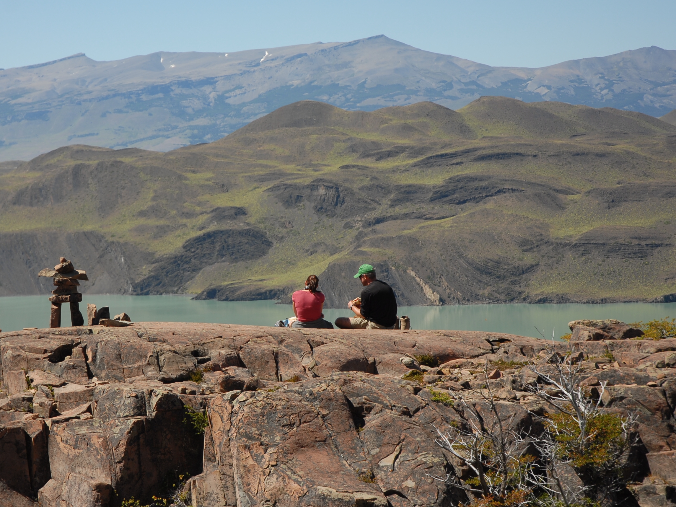 Par som äter matsäck